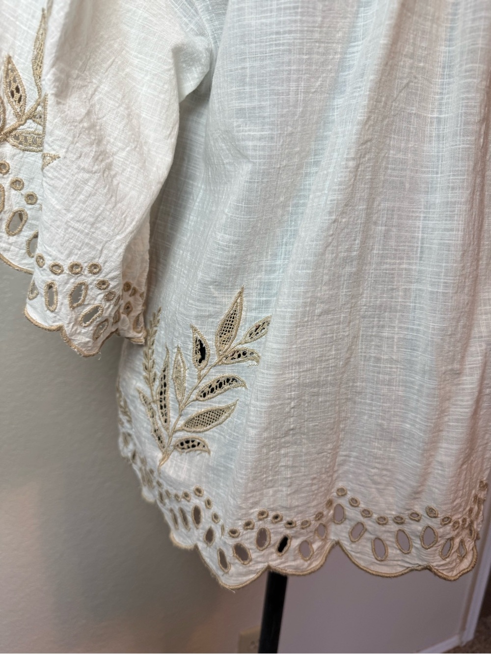 Anthropologie Embroidered Eyelet Detailed Short Sleeve Button Top White Medium - Picture 9 of 15